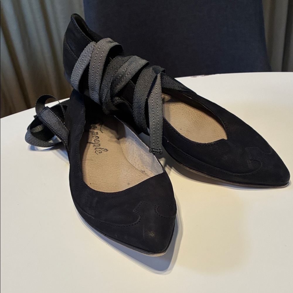 FREE PEOPLE Black Western Ballet Flats with Ribbon Ties 39